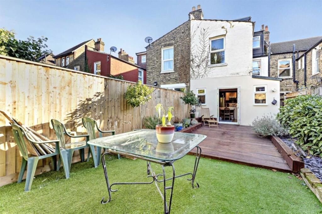 Property photo 1 of 10