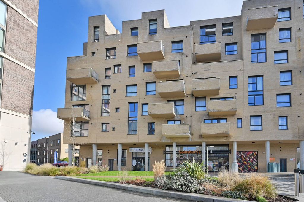 Property photo 1 of 13