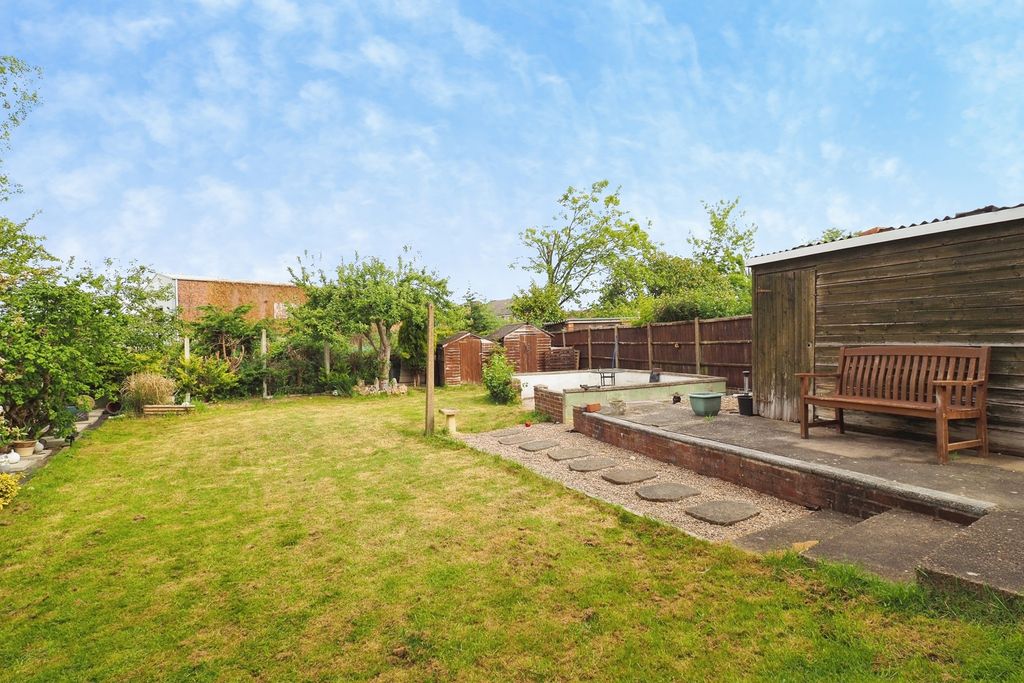 Property photo 2 of 23 Pbox-Img.Jpg