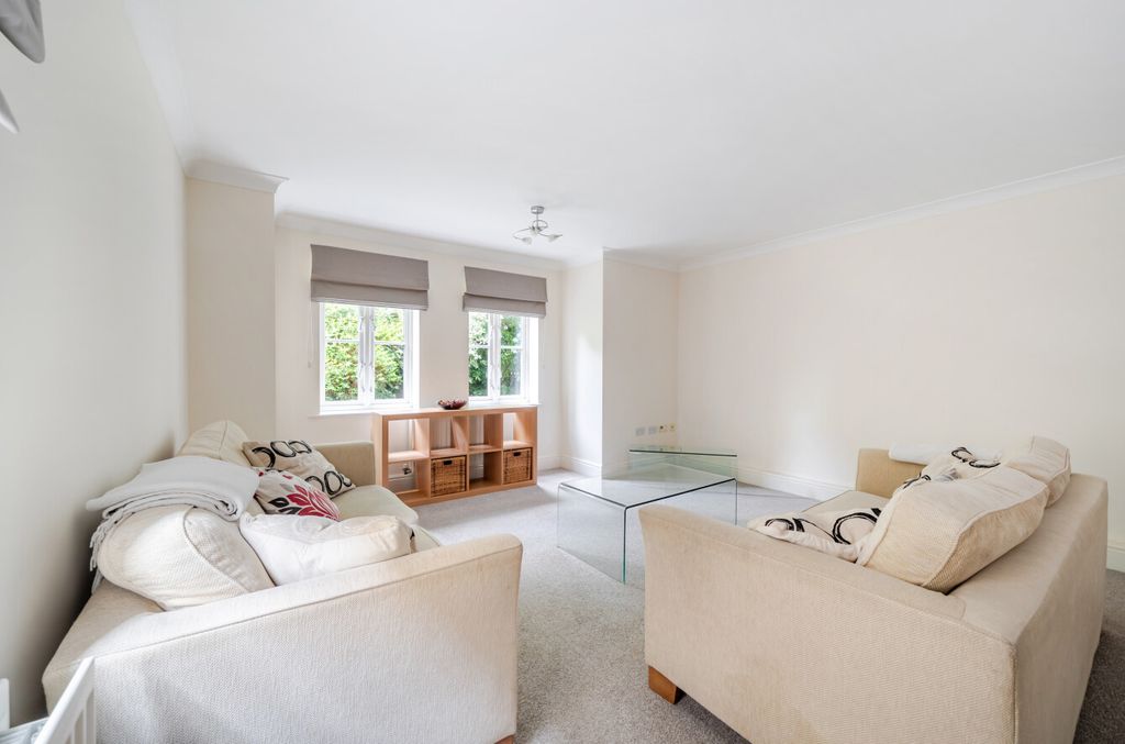 Property photo 2 of 21 1494541-2-6A59F32...