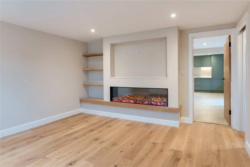 Property photo 2 of 14 Picture No. 09