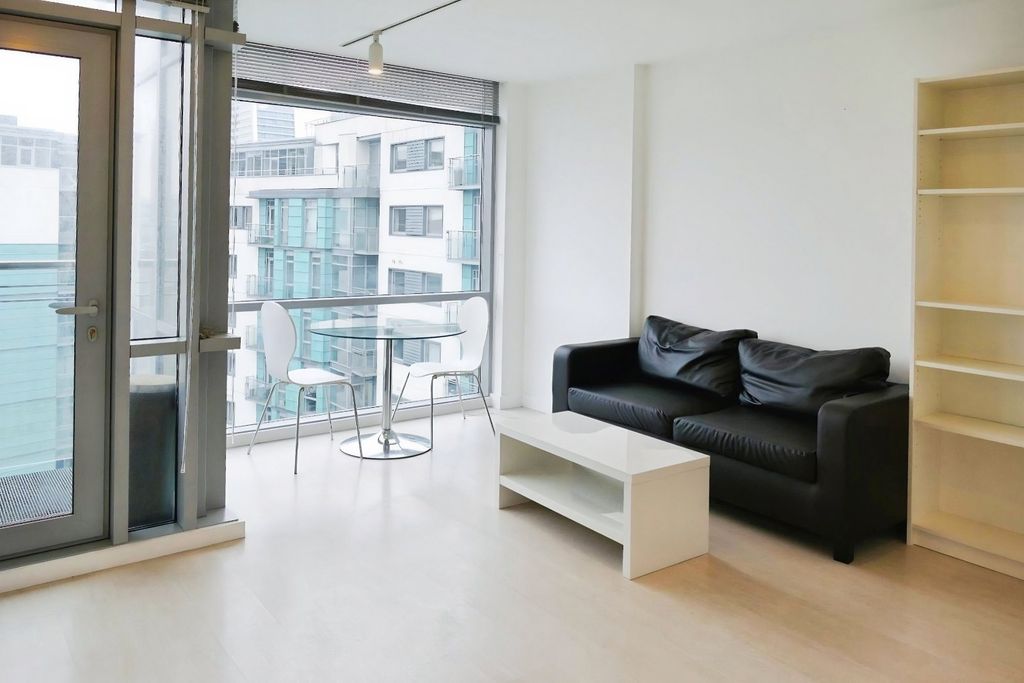 Property photo 3 of 8 Picture No. 10