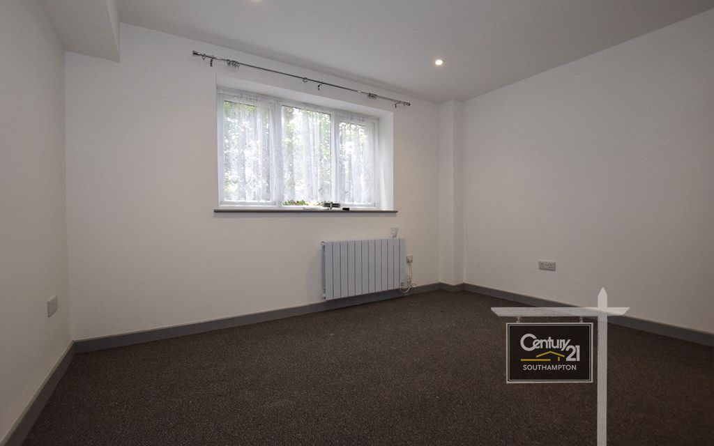 Property photo 2 of 3