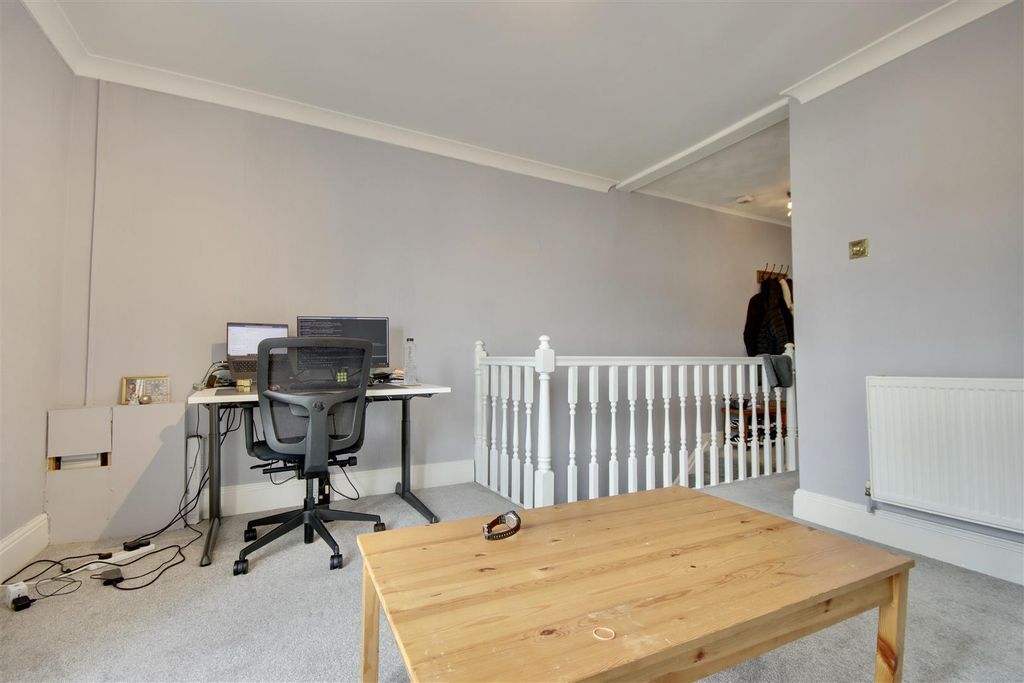 Property photo 3 of 7 Da959Eb7-9426-4696-Ac6C-6A71E99C06Be_1_201_A.Jpeg