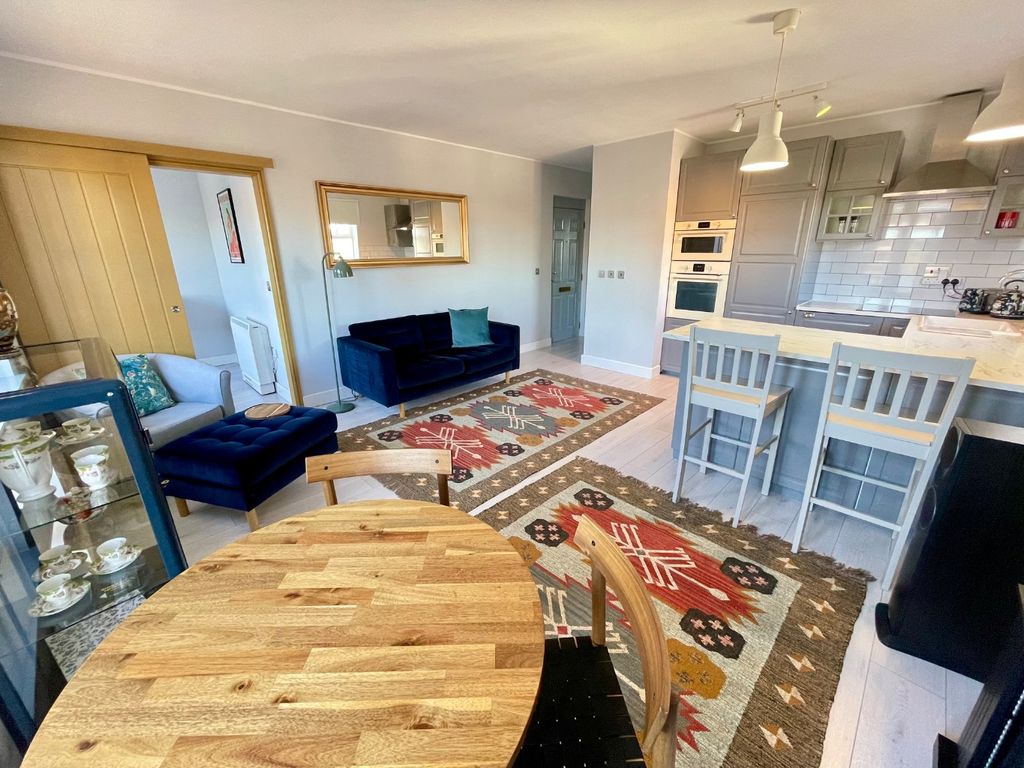 Property photo 2 of 13 5000862