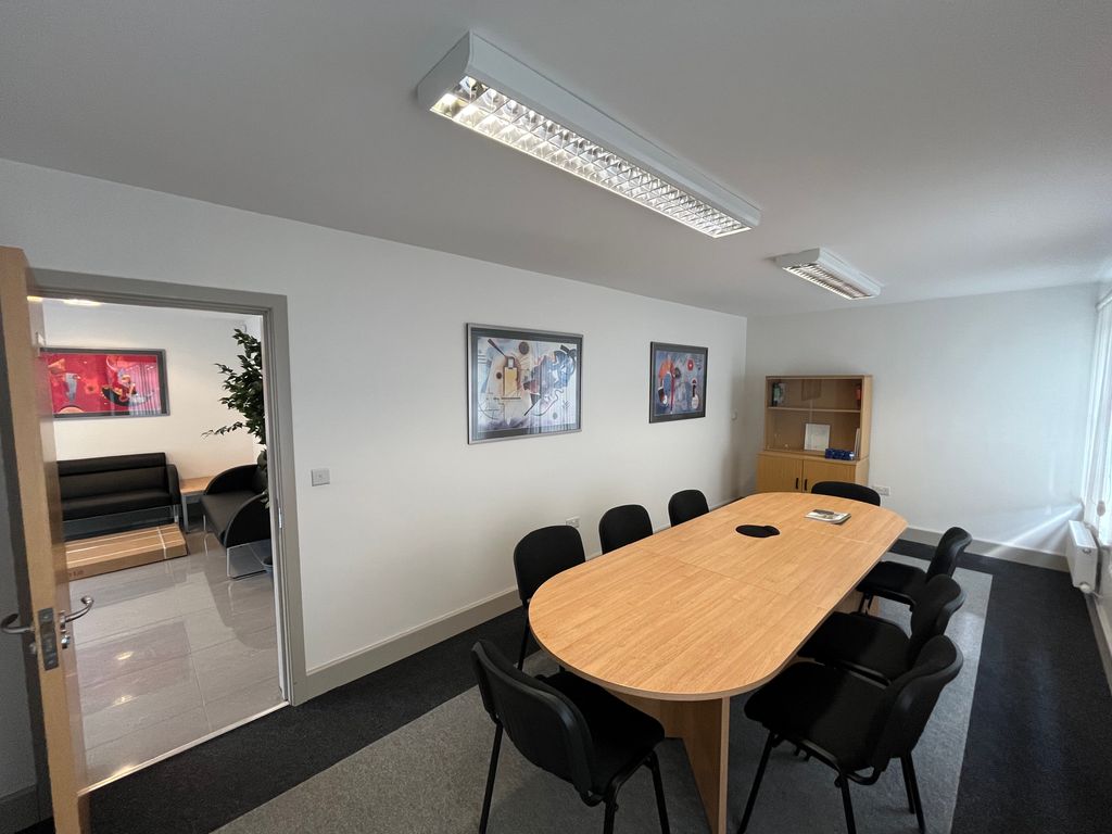 Property photo 2 of 3