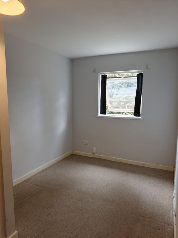 Property photo 3 of 13 Photo 2