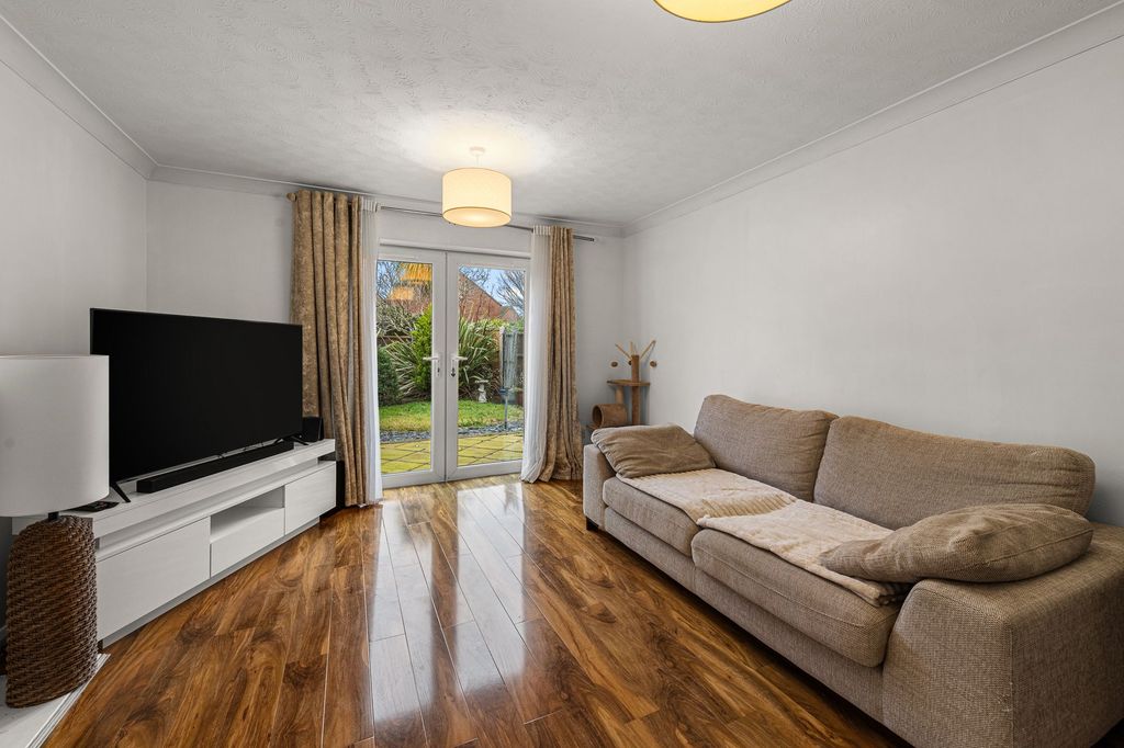 Property photo 3 of 18