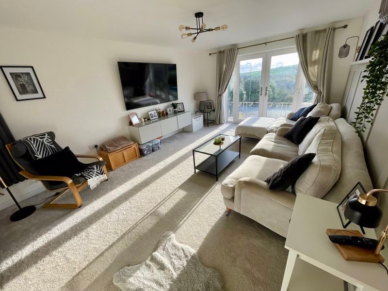 Property photo 2 of 20 Photo 11