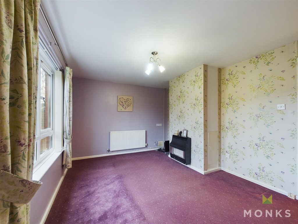 Property photo 3 of 9 Cam01348G0-Pr0577-Still005.Jpg