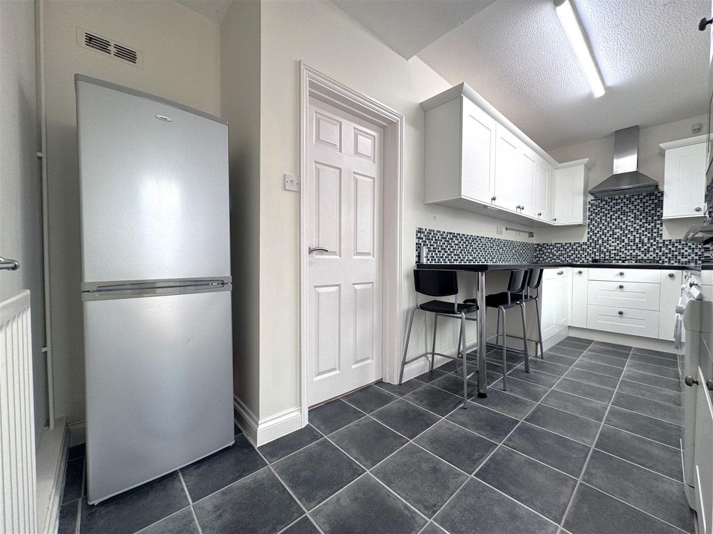 Property photo 3 of 9 Img_8952.Jpeg