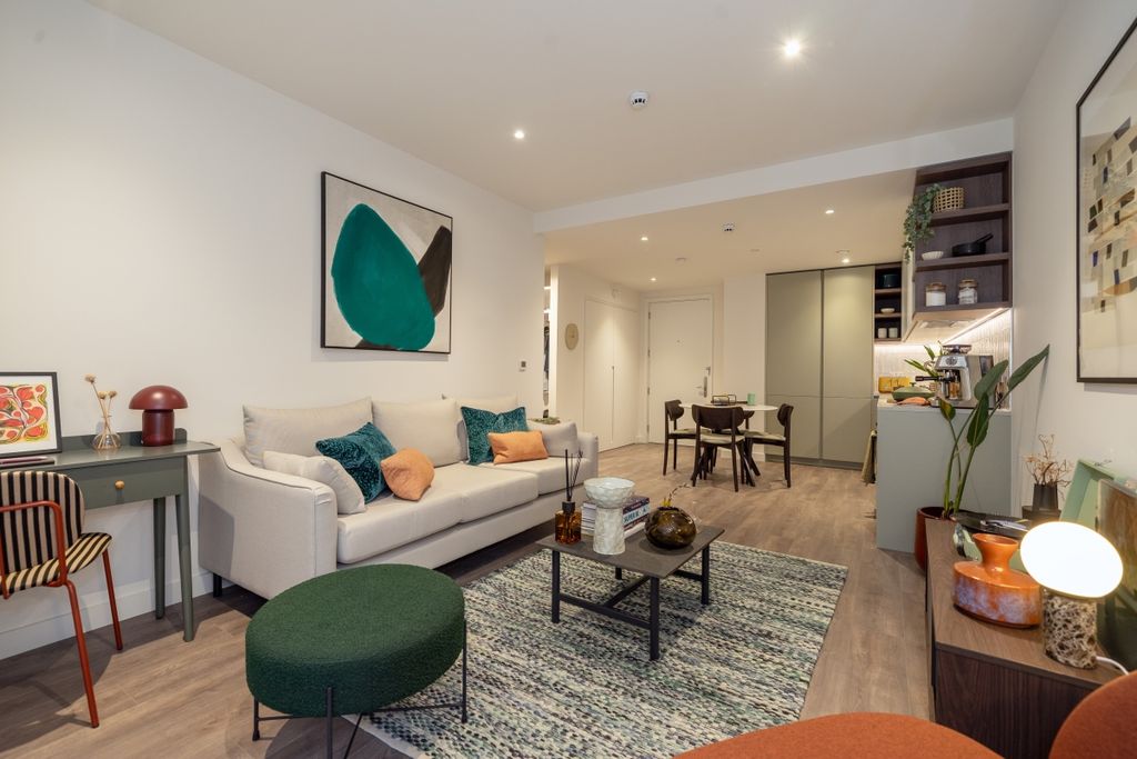 Property photo 3 of 19