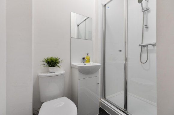 Property photo 2 of 5 9306928.Jpg