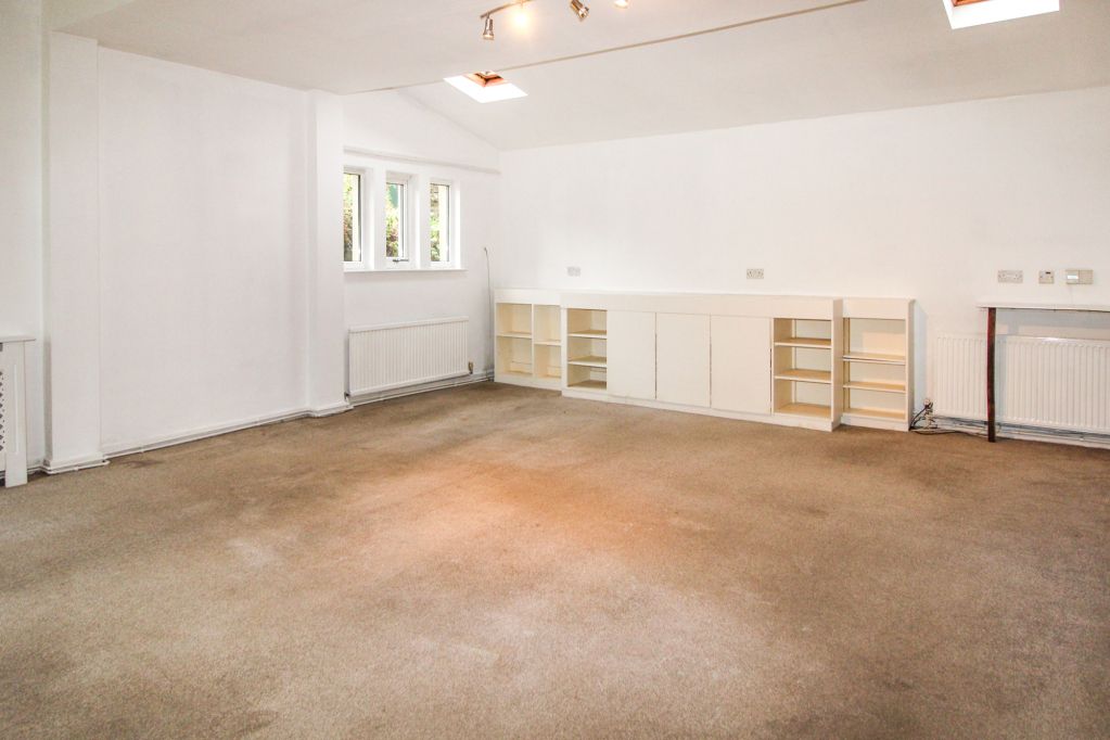 Property photo 3 of 16 Living Room