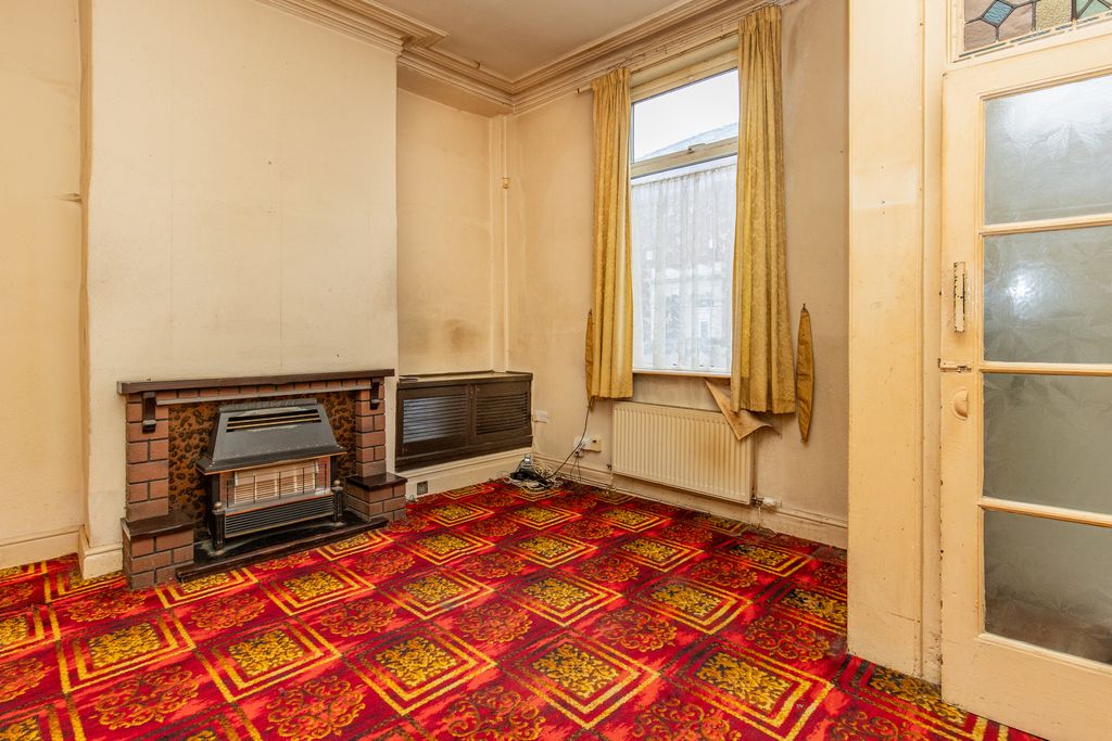 Property photo 2 of 9 Living Room