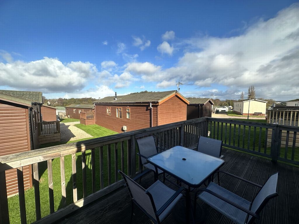 Property photo 2 of 11 Photo 12