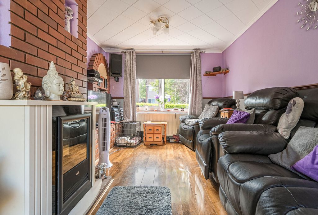 Property photo 2 of 19 1317354-3-686Af38...