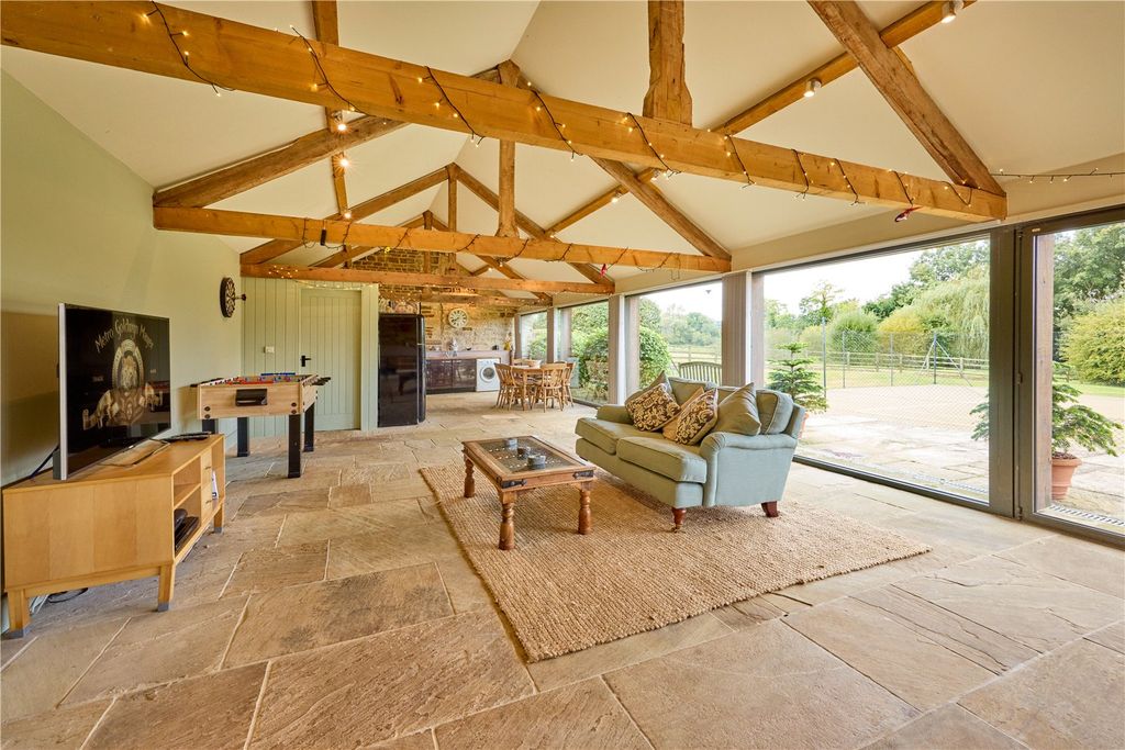 Additional image 6 of 6 bed equestrian for salePlumpton, Towcester, Northamptonshire NN12