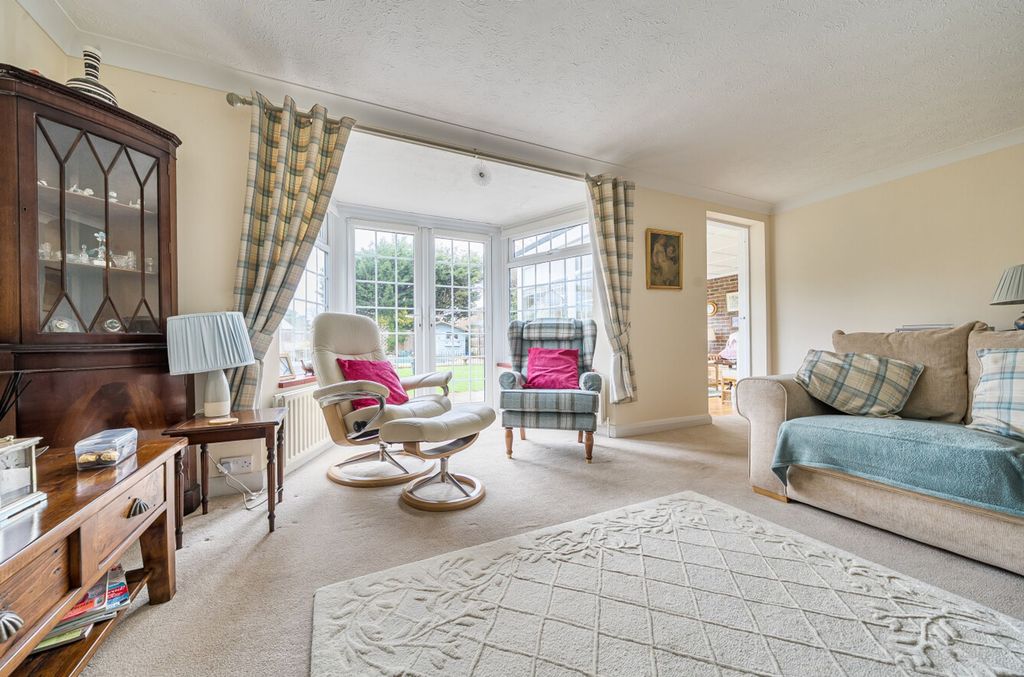 Property photo 2 of 24