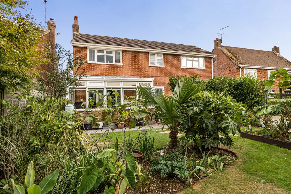 Property photo 2 of 13