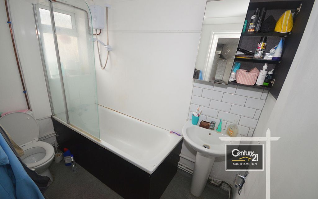 Property photo 2 of 4