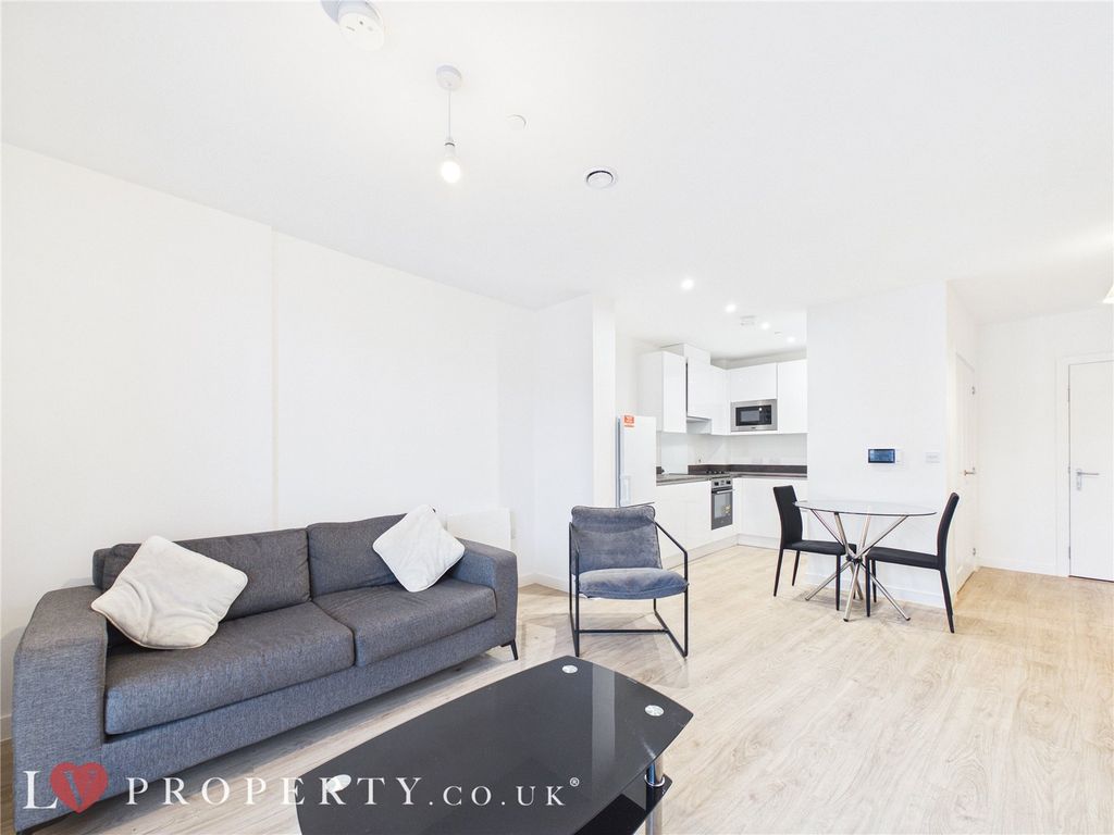 Property photo 3 of 7 Picture No. 05