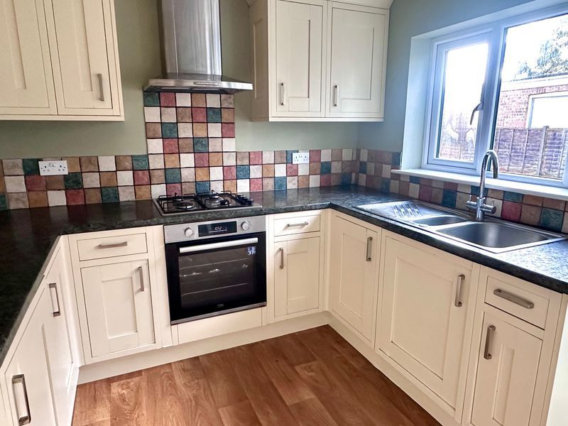 Property photo 3 of 22 Photo 7