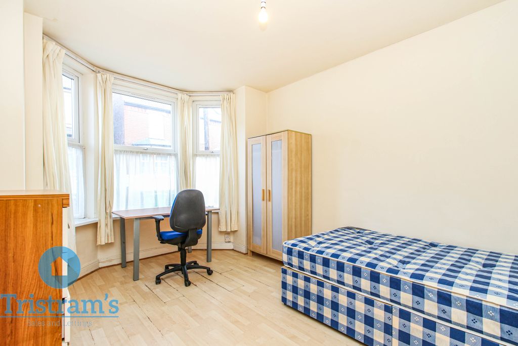 Property photo 2 of 24 Img_1302