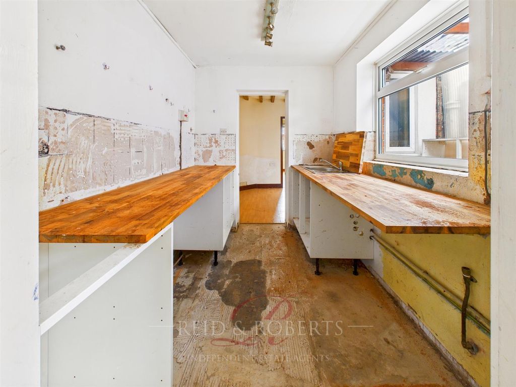 Property photo 3 of 14 Cam05148G0-Pr0062-Still007.Jpg