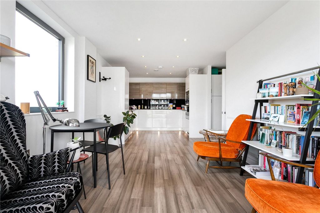 Property photo 2 of 13 Picture No. 04