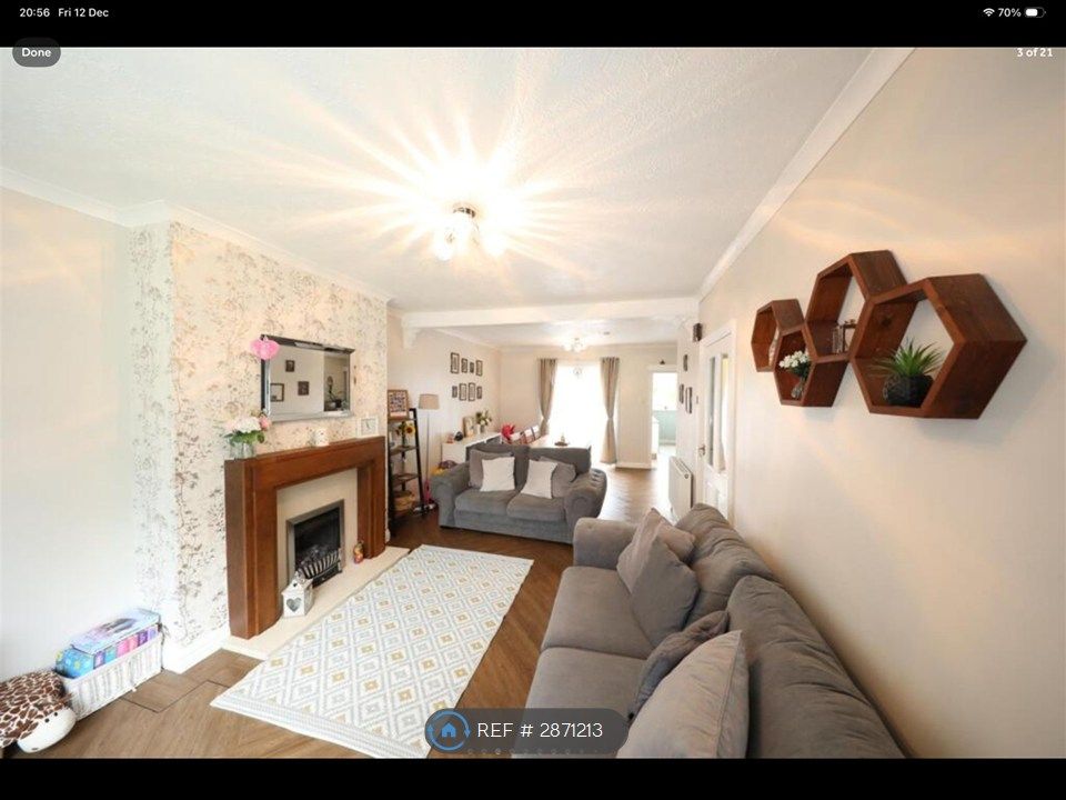 Property photo 3 of 25