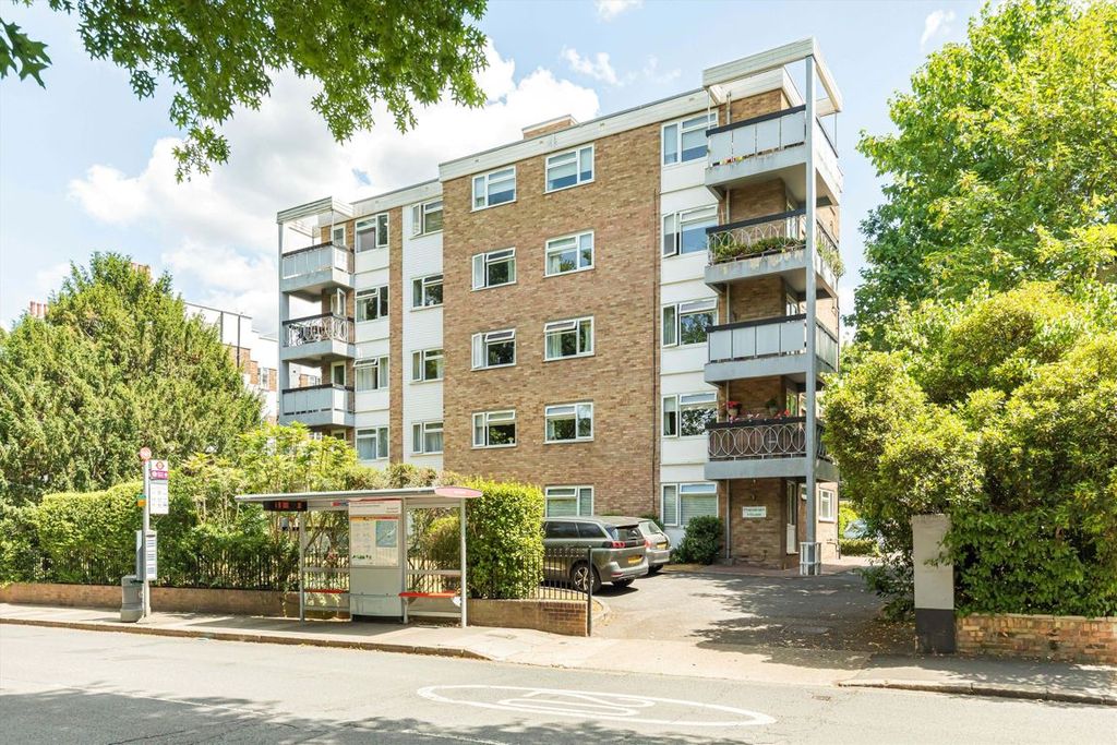 Property photo 1 of 6