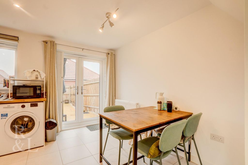 Property photo 3 of 16 Batched  (8).Jpg