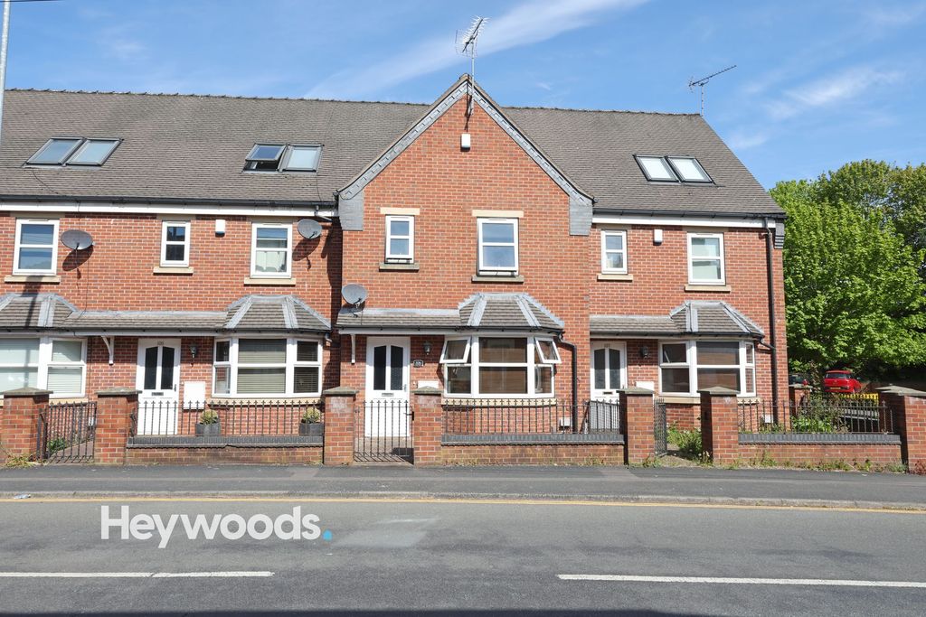 Property photo 1 of 28