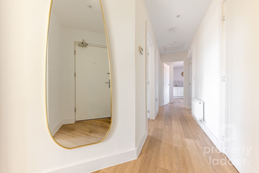 Property photo 2 of 17 Pl-3