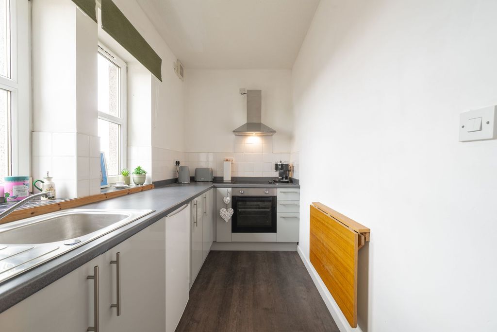 Property photo 3 of 17 Kitchen Ground Floor