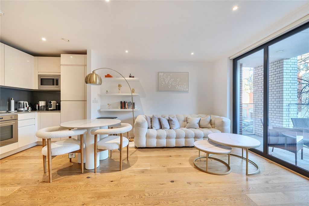 Property photo 2 of 16 Picture No. 09