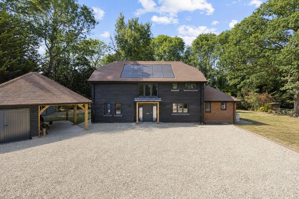 Property photo 1 of 23 Picture No. 24