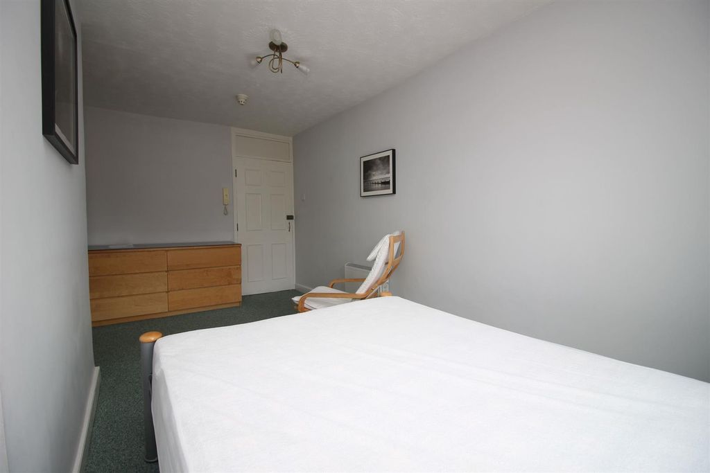 Property photo 3 of 6 Img_8275.Jpg