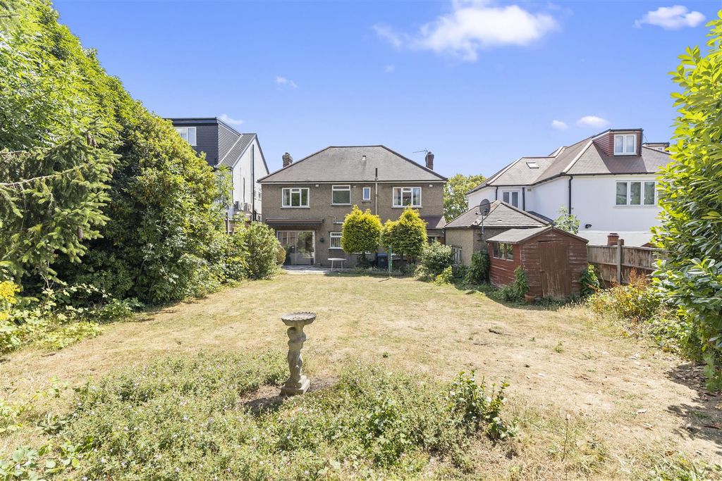 Property photo 2 of 12