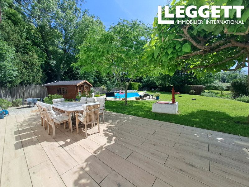 Property photo 2 of 10