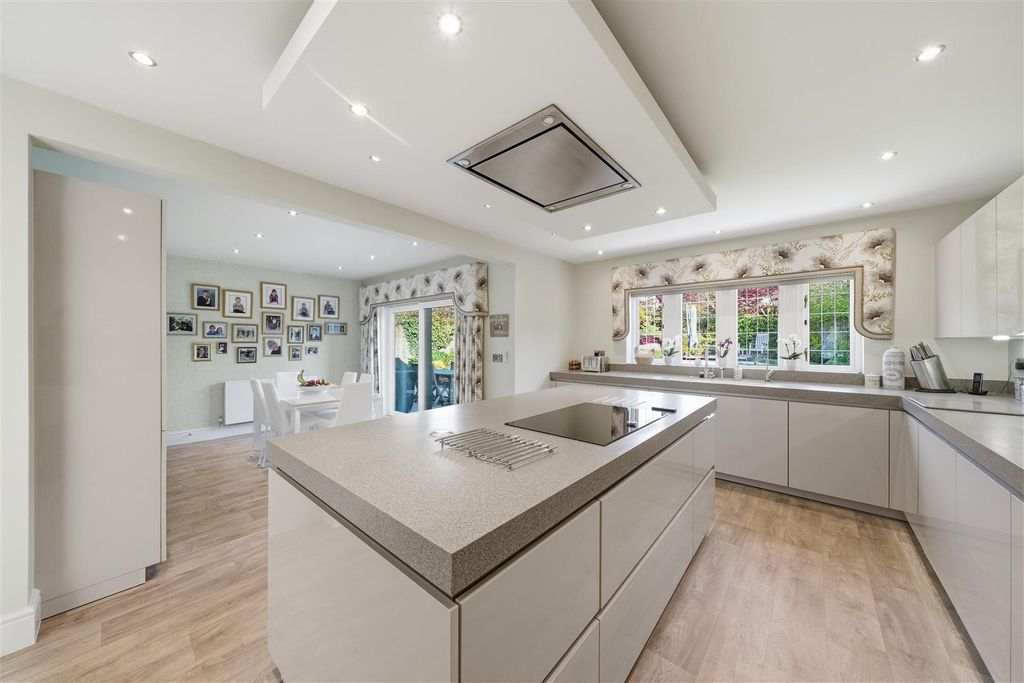 Property photo 3 of 46 Kitchen Diner
