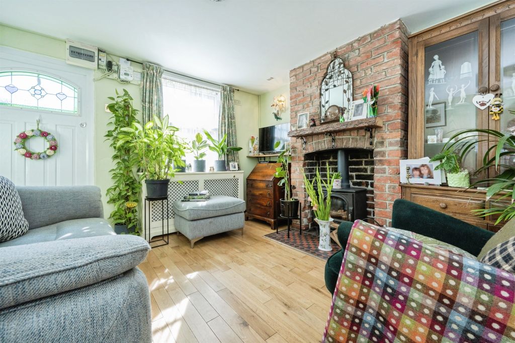 Property photo 2 of 19