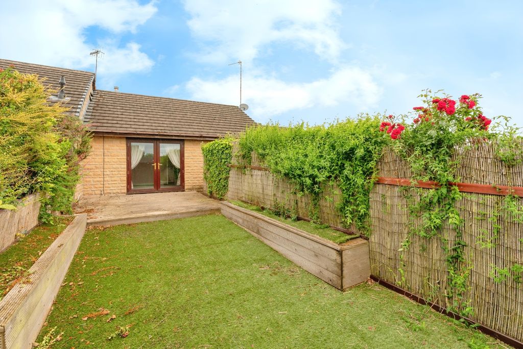 Property photo 3 of 15 Photo