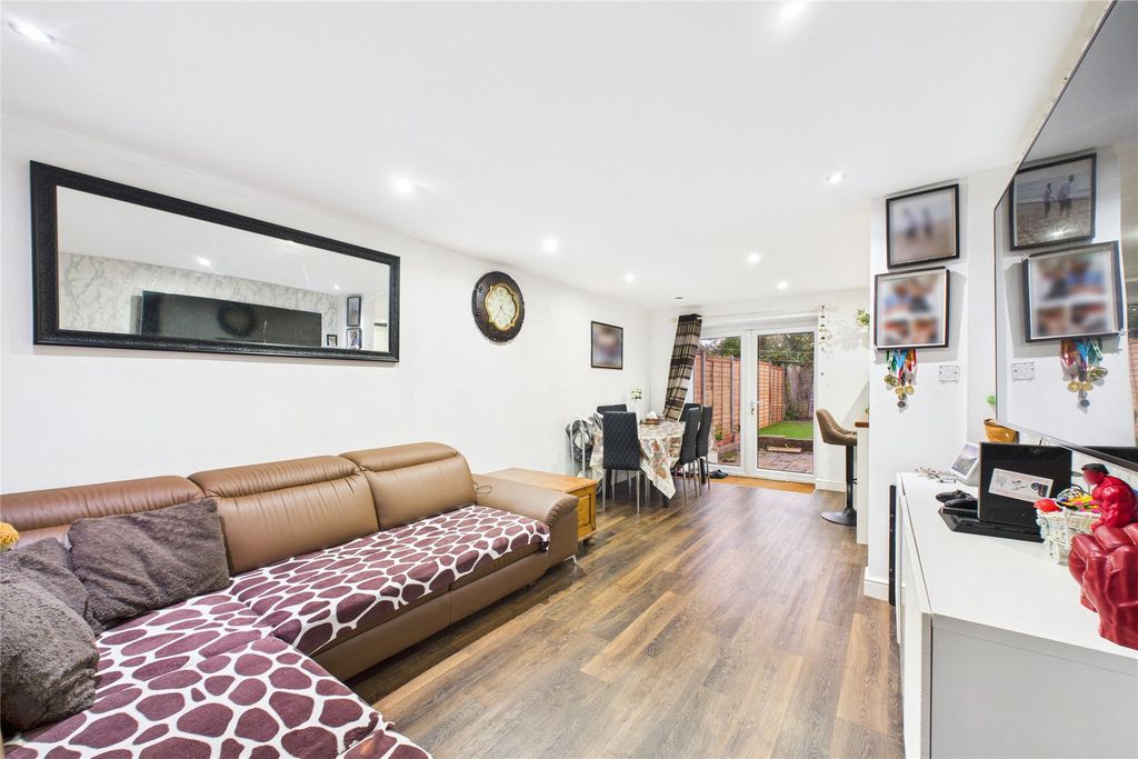 Property photo 3 of 10 Picture No. 04