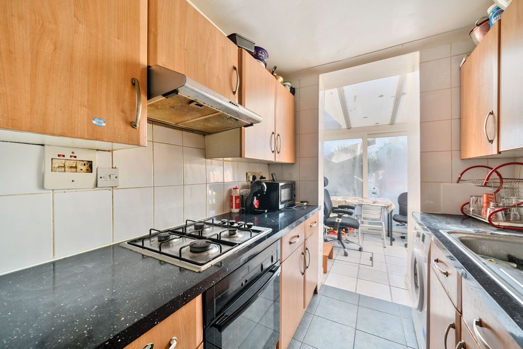 Property photo 1 of 9