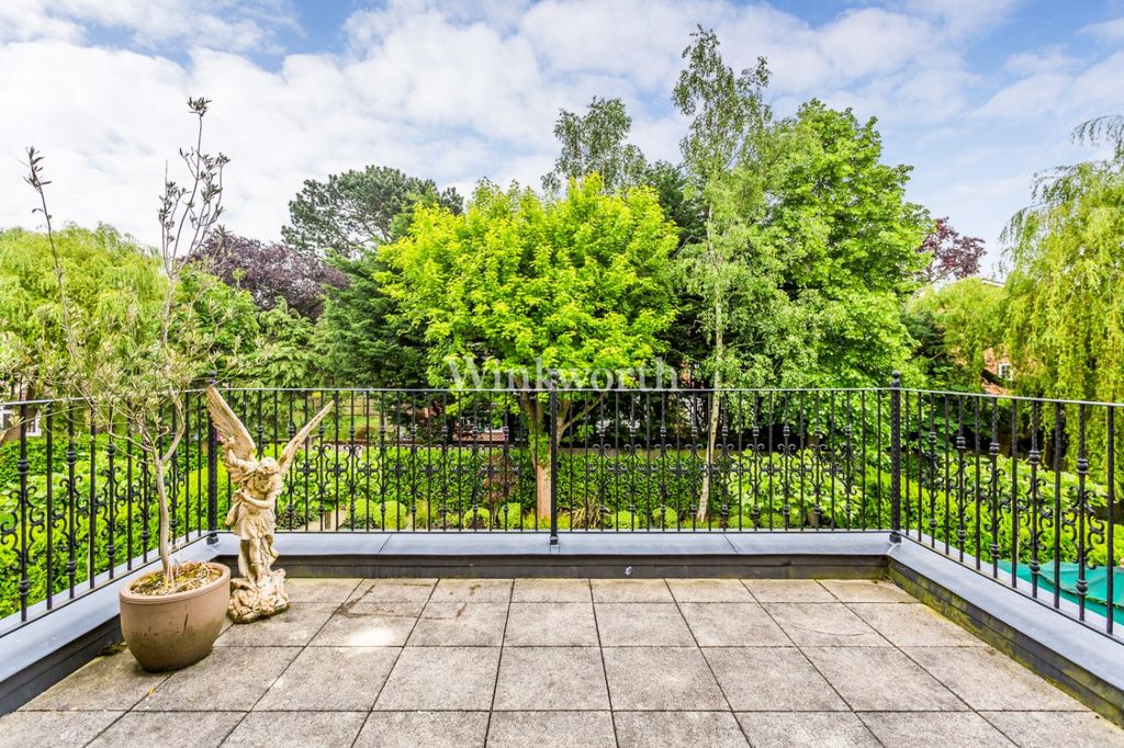 Property photo 3 of 14 Picture No. 12