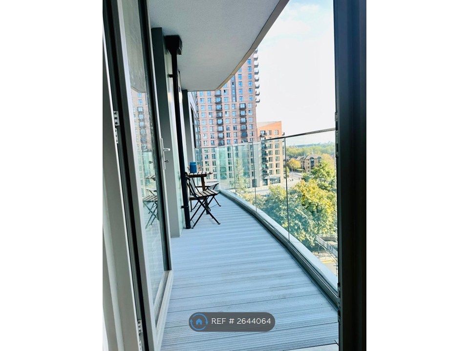 Property photo 3 of 10 Balcony