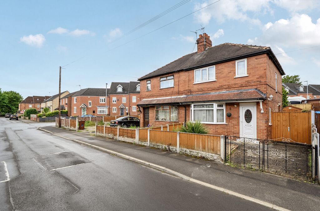 Property photo 1 of 14 1456723-14-6A0Df5...