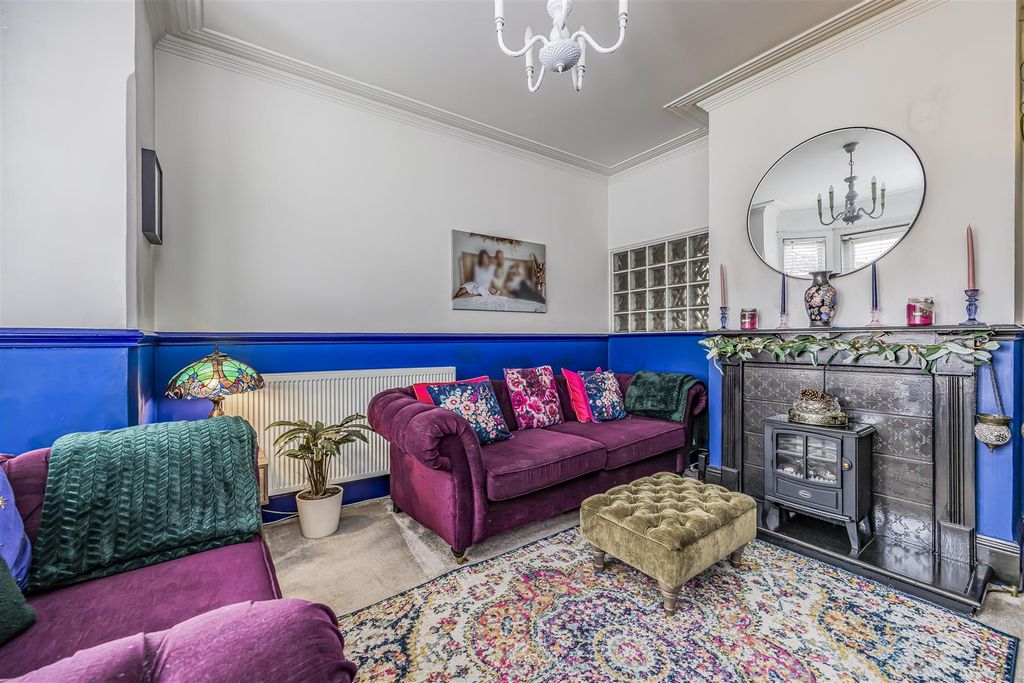 Property photo 2 of 18 1 Martin Road, Baffins-Porticomarketing-Soldby-13.